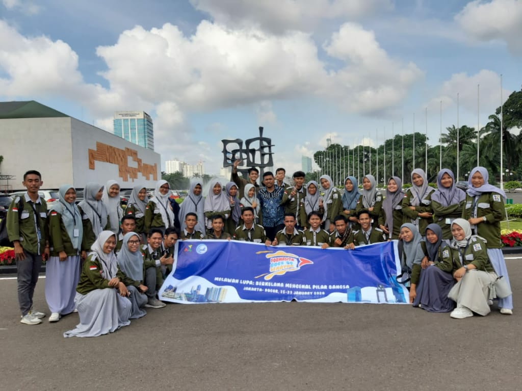 Forum Mahasiswa Beasiswa Aspirasi Tamsil Linrung (Formasita) adalah wadah kreativitas dan kolaborasi para awardee beasiswa aspirasi bapak Tamsil Linrung (Wakil Ketua DPD RI). Formasita didirikan pada tanggal 07 Agustus 2018 dan resmi berdiri sebagai yayasan melalui SK Kemenkumham RI pada tanggal 21 Agustus 2021. Hingga 2024, Formasita berhasil melaksanakan 80+ program yang diikuti 6000+ partisipan dan dikelola oleh 140+ pengurus.